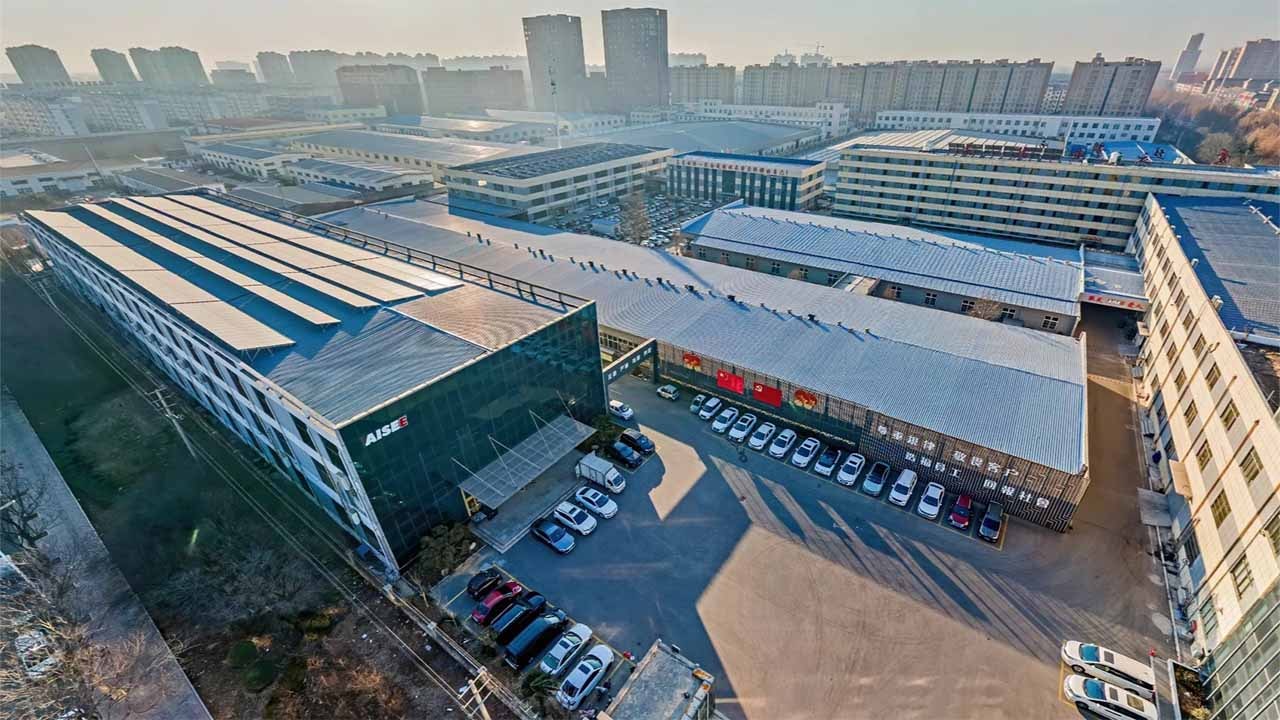 济宁爱丝制衣股份有限公司